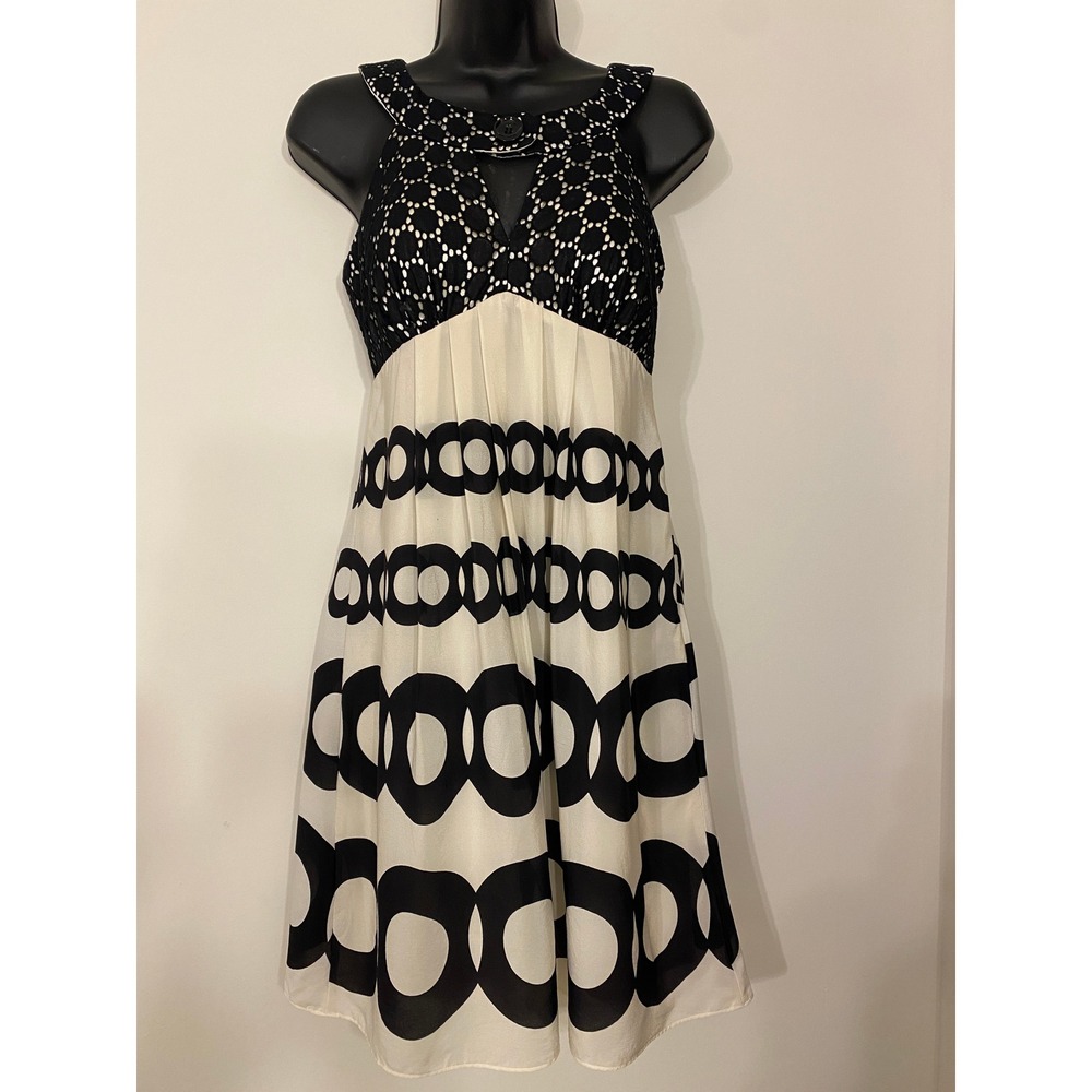 JAX Black White Eyelet Silk Empire Waist Circle Print Dress Size 2 Mixed Print